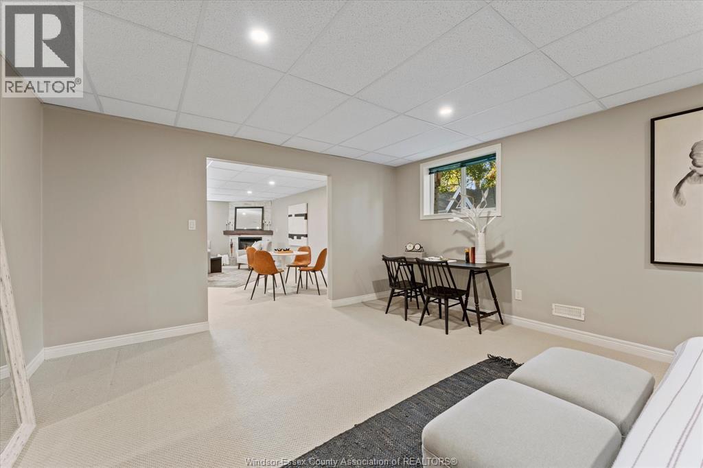 6209 WALES COURT - 30
