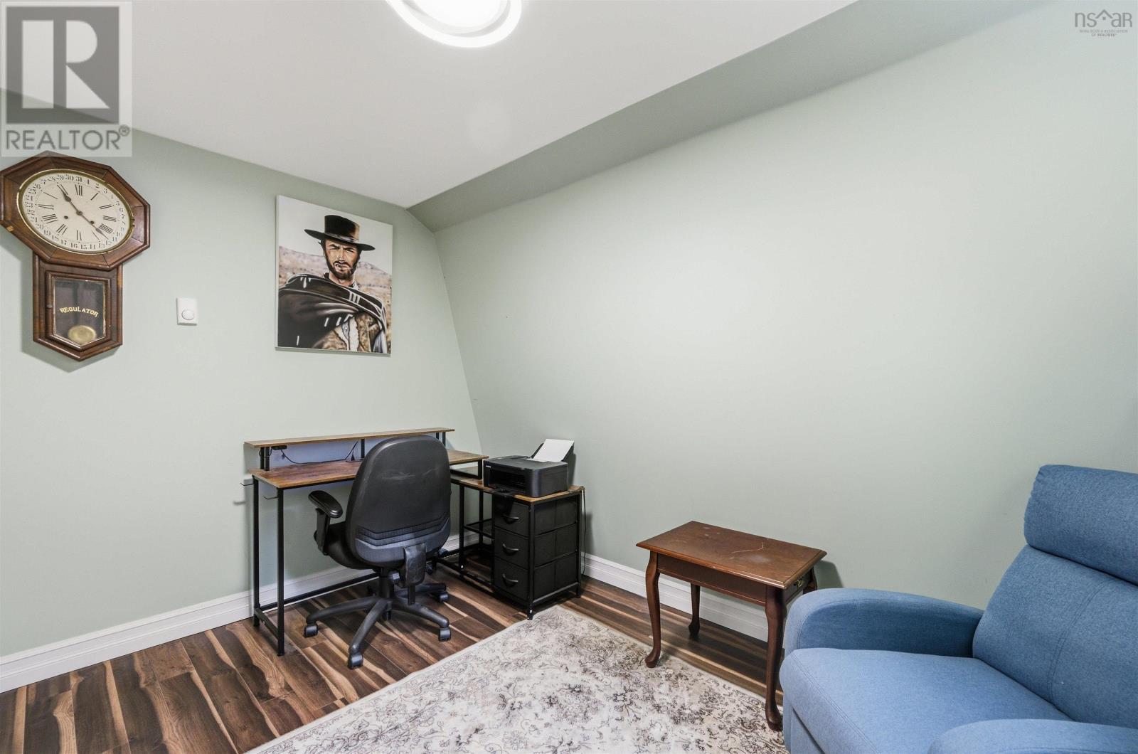 450 Lakeside Drive - Image 25