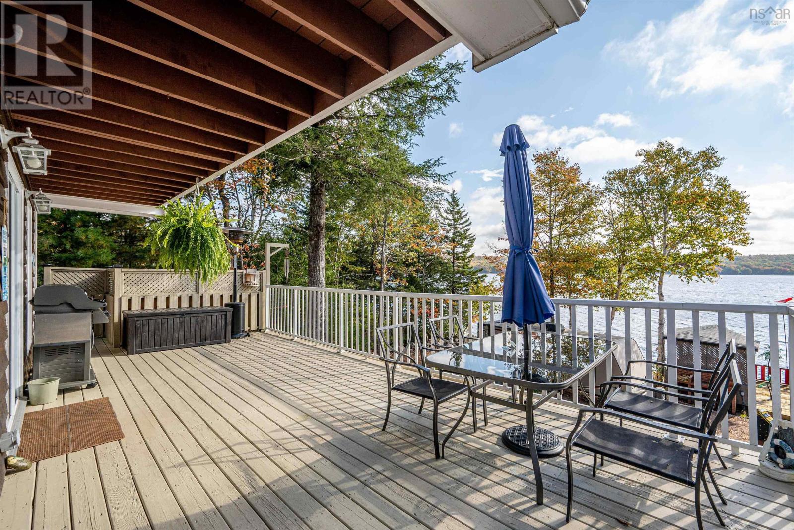 450 Lakeside Drive - Image 37