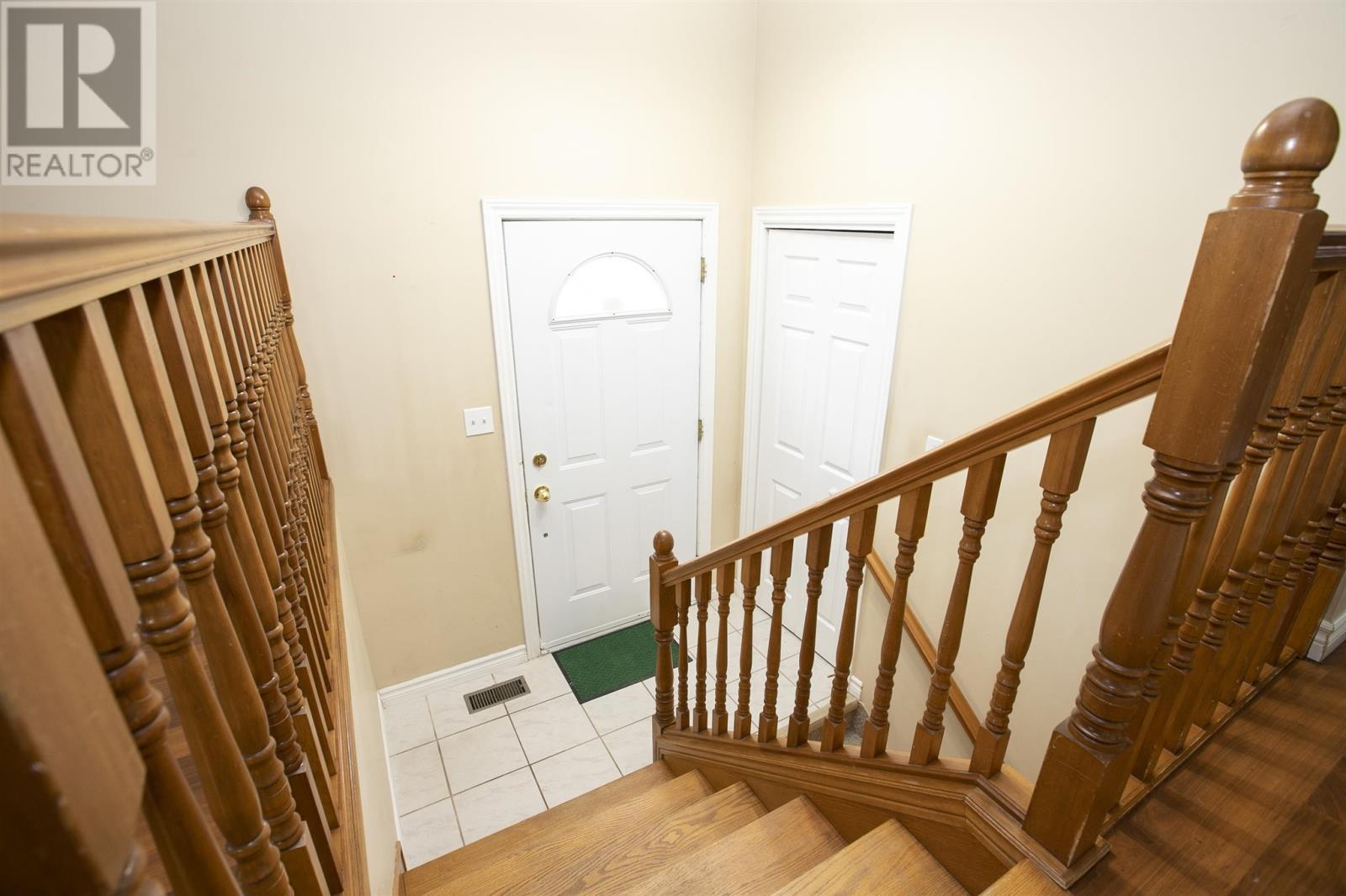 28 Assunta DR - Image 11