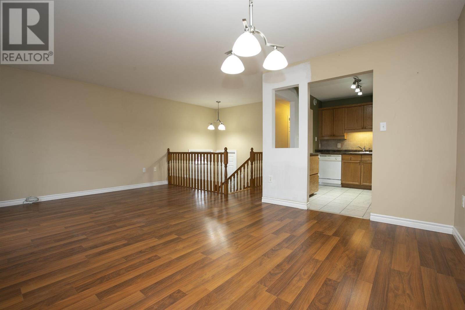 28 Assunta DR - Image 17
