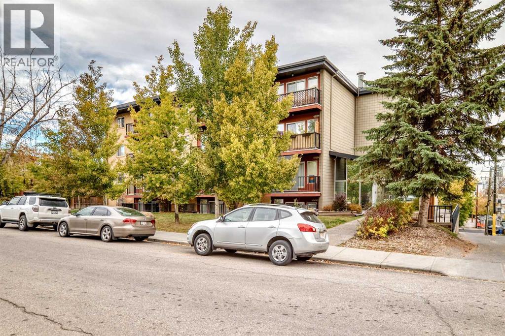 Photo of 103, 1424 22 Avenue SW, Calgary