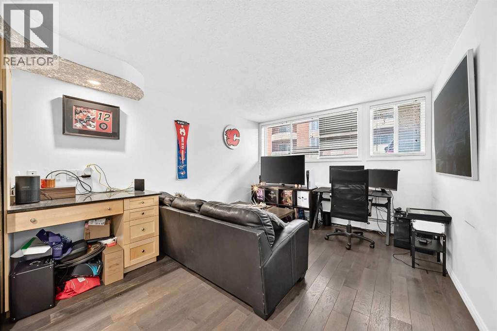 #103 1424 22 Avenue SW - 13