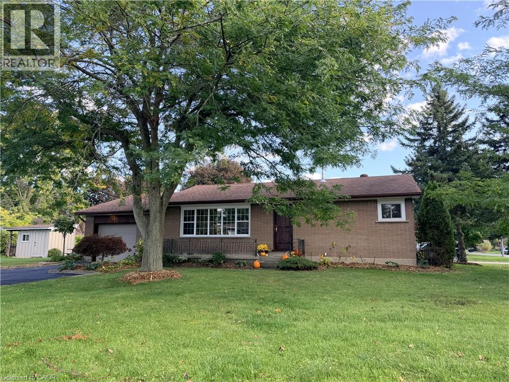 181 MONTCLAIR Crescent - 3