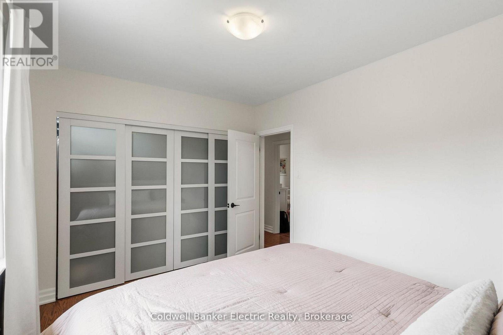 326 Cochrane Street, Whitby, ON photo 12
