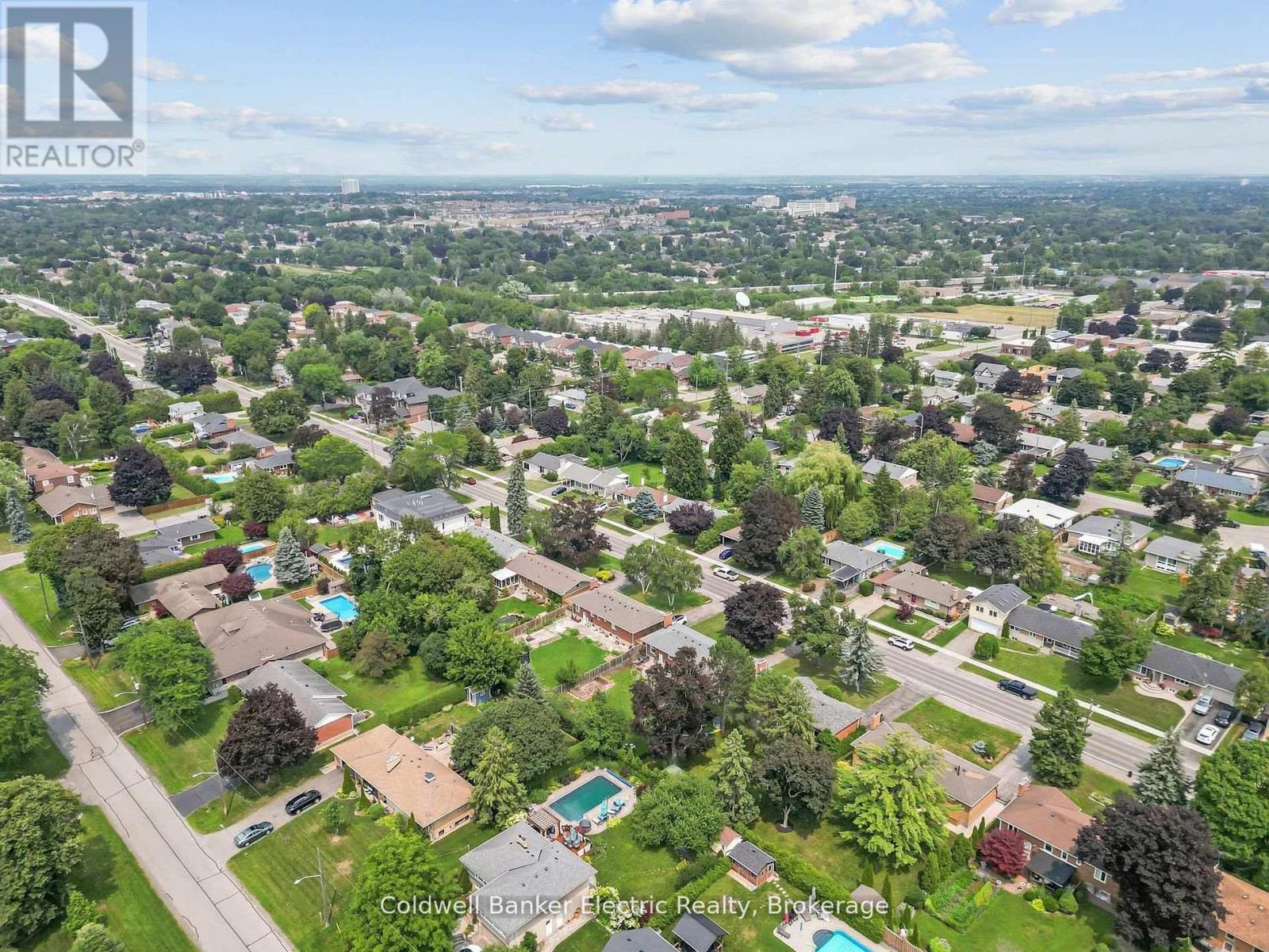 326 Cochrane Street, Whitby, ON photo 35