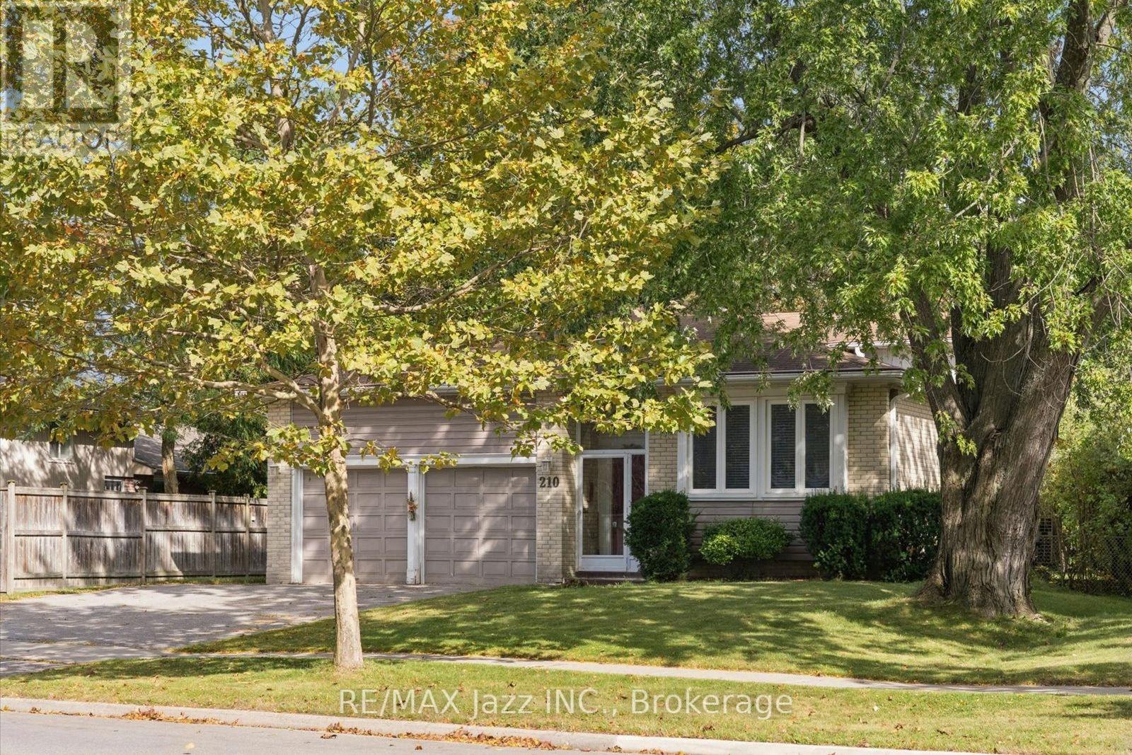 210 MURRAY DRIVE - 3