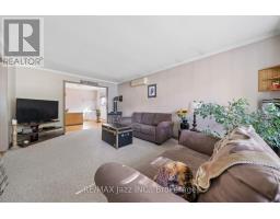 Great room - 210 Murray Drive, Aurora, ON L4G2C5 Photo 11