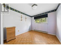 210 Murray Drive, Aurora, ON L4G2C5 Photo 22