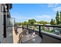 1103 4 Street NE - photo 30