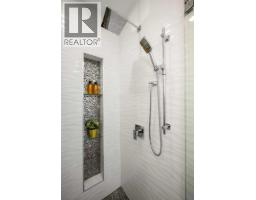 1103 4 Street NE - photo 33