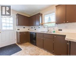 Kitchen/Dining room - 6 Airview, Dieppe, NB E1A4Z9 Photo 10