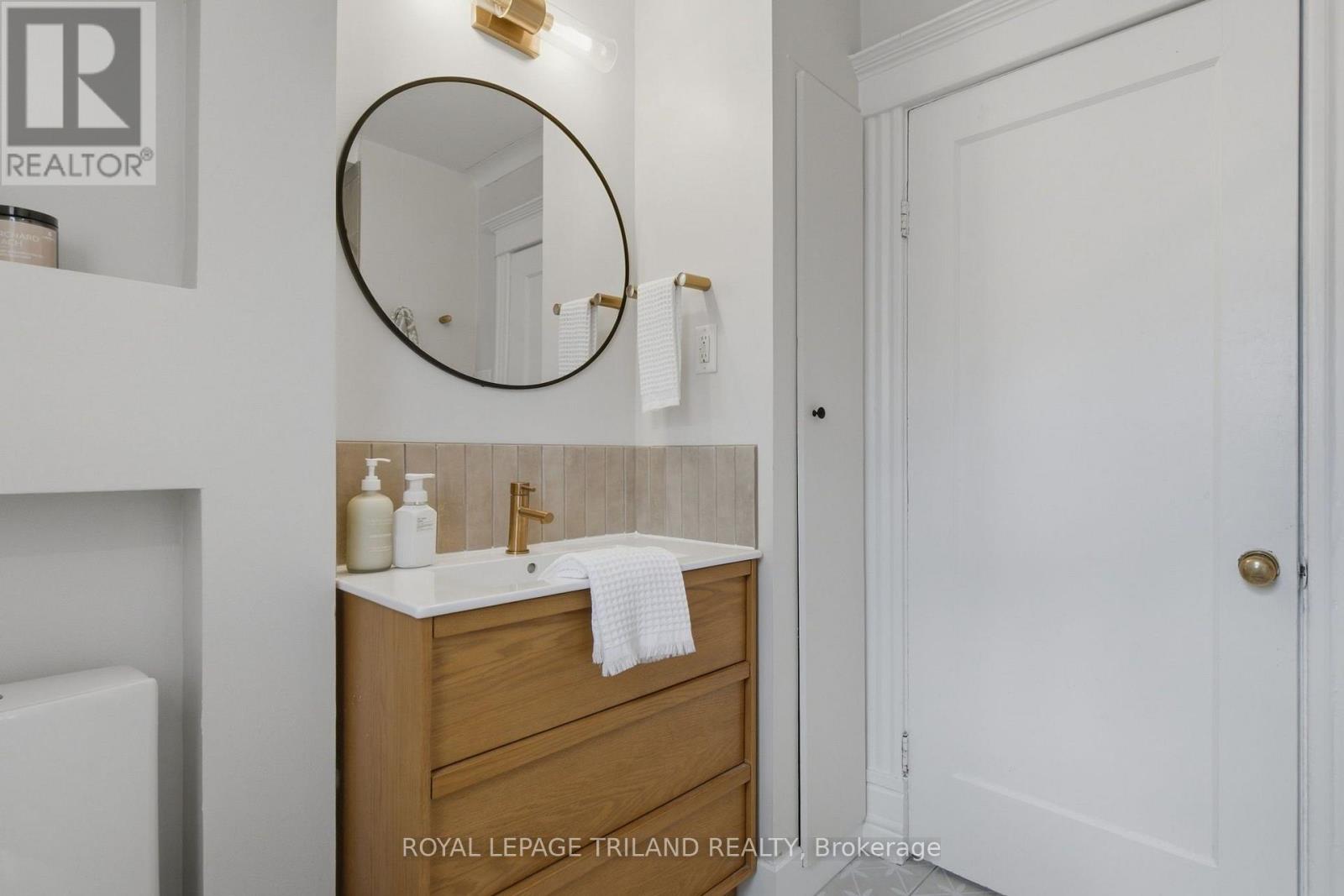 54 HUME STREET - Image 21