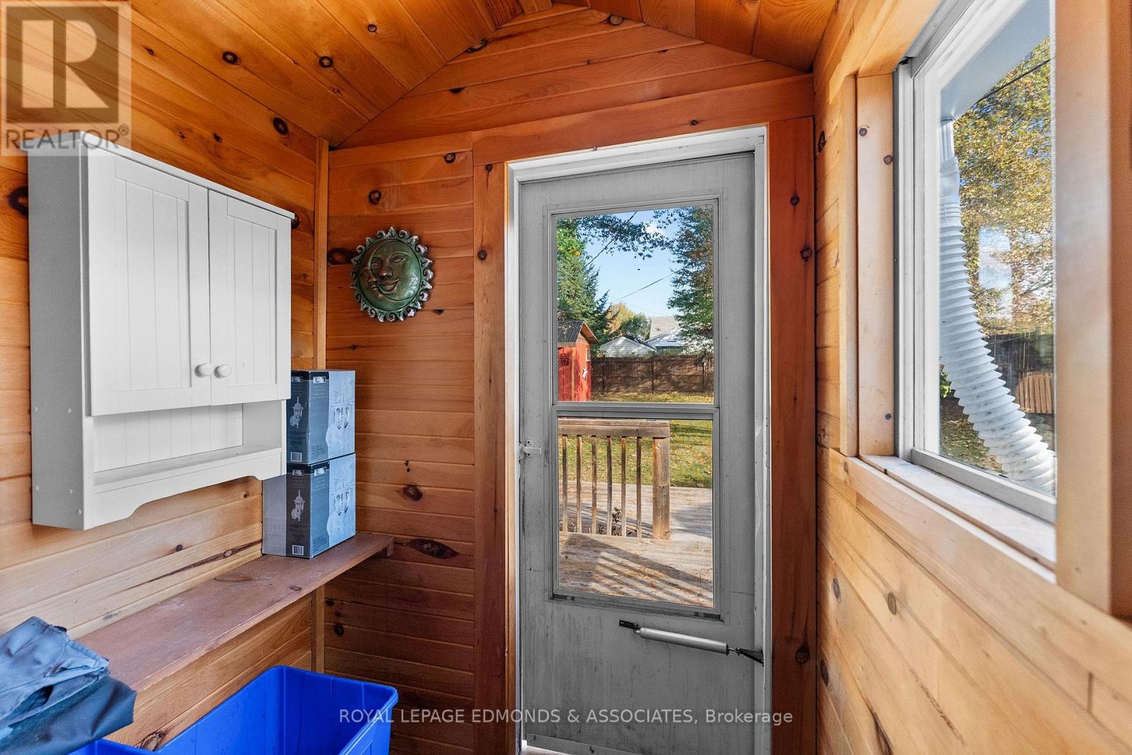 359 CHAMBERLAIN STREET - Image 34