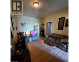 20 N Carleton Street, Thorold, ON L2V2A4 Photo 6