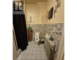 20 N Carleton Street, Thorold, ON L2V2A4 Photo 11