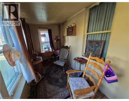 20 N Carleton Street, Thorold, ON L2V2A4 Photo 12