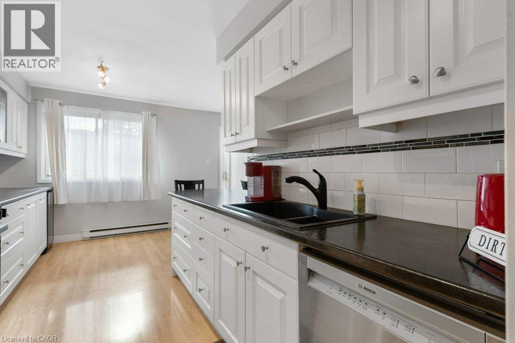 #1 320 TRAYNOR Avenue - Image 5