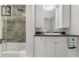 320 Traynor Avenue Unit# 1, Kitchener, ON N2C2J1 Photo 13