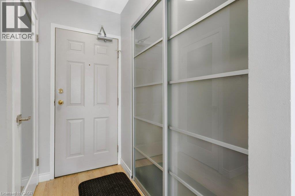 320 TRAYNOR Avenue Unit# 1 — photo 3
