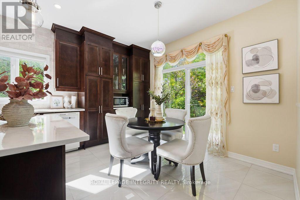 92 MARICONA WAY - Image 28