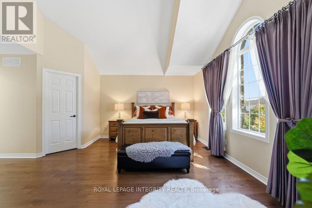 92 MARICONA WAY - Image 35