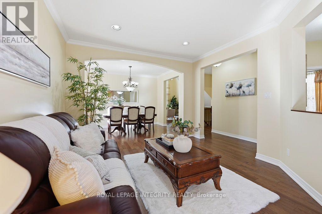 92 MARICONA WAY - Image 7