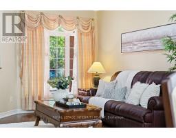 Bedroom - 92 Maricona Way, Ottawa, ON K2T1H3 Photo 6