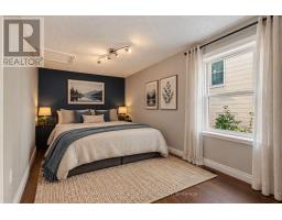25 Moore Street, Mcnab/braeside, ON K7S1G3 Photo 9