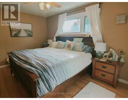 Bathroom - 213 Cedar Avenue, Thunder Bay, ON P7B4V4 Photo 9