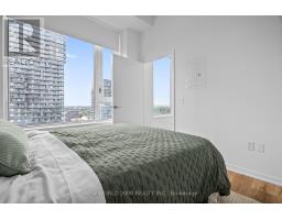1210 - 101 Roehampton Avenue, Toronto, ON M4P2W2 Photo 6