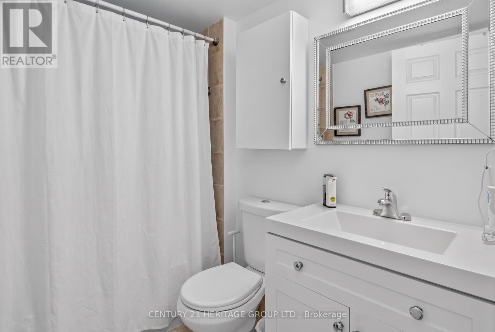 #1017 39 ONEIDA CRESCENT - Image 9