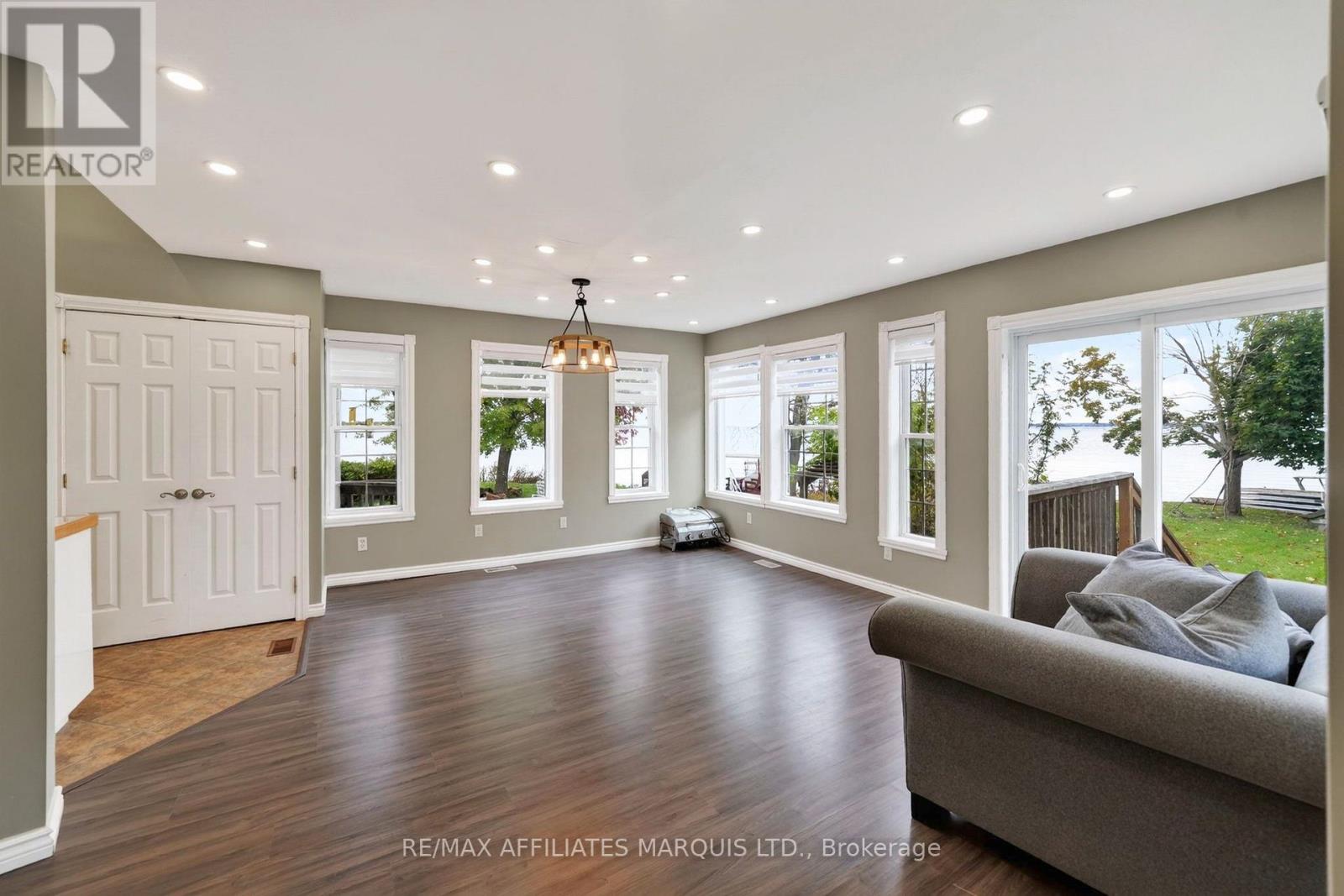 6240 167TH AVENUE - 19