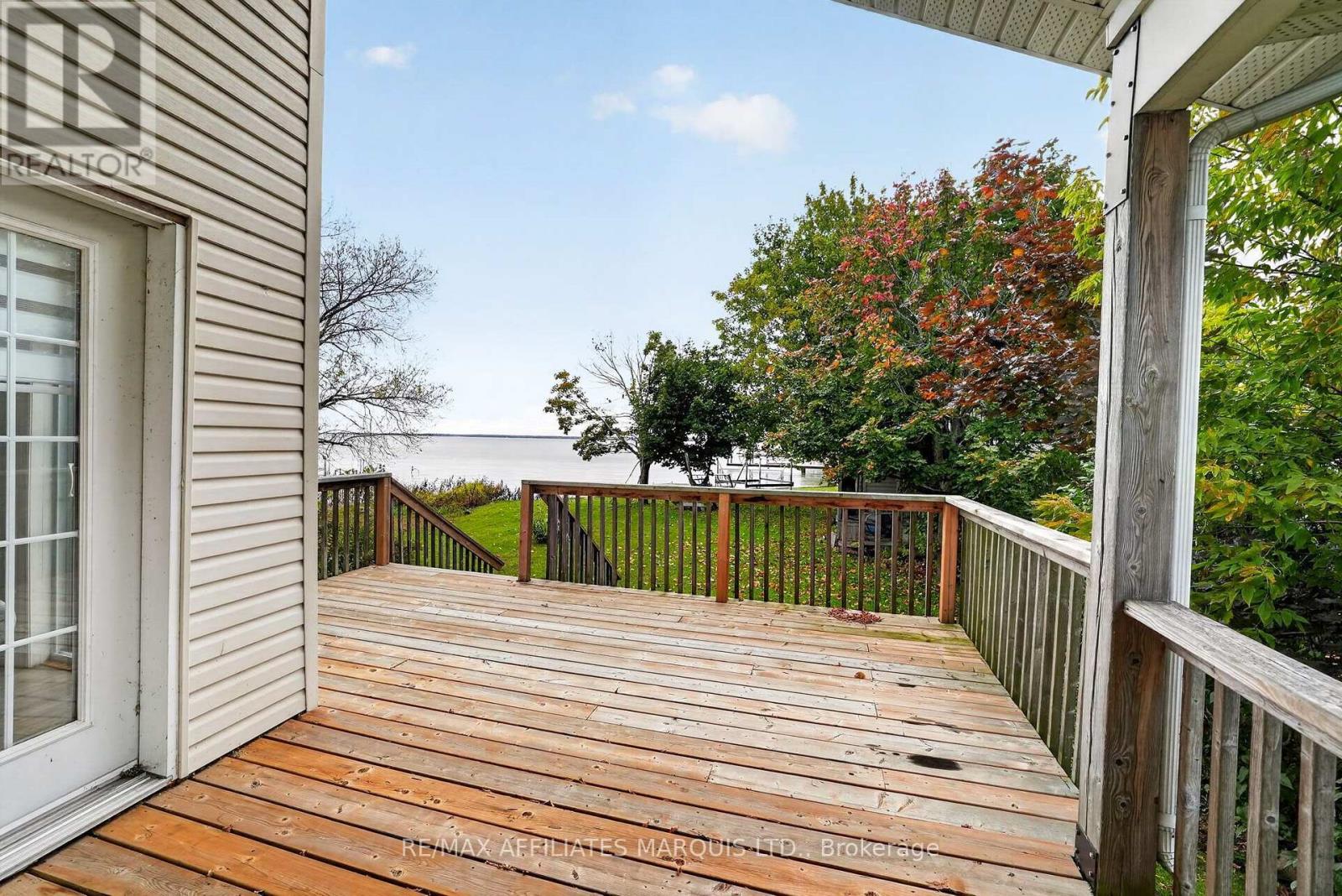 6240 167TH AVENUE - 37