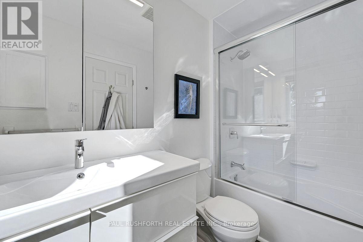 11 Avonhurst Avenue — photo 20