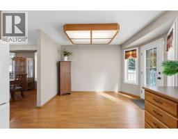 Primary Bedroom - 180 Doran Crescent, Red Deer, AB T4R2K3 Photo 9