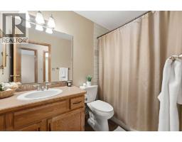 180 Doran Crescent, Red Deer, AB T4R2K3 Photo 21