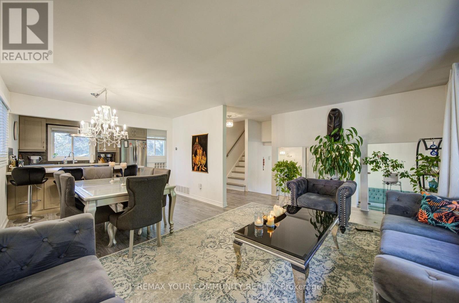 3205 Martins Pine Court, Mississauga, ON photo 12