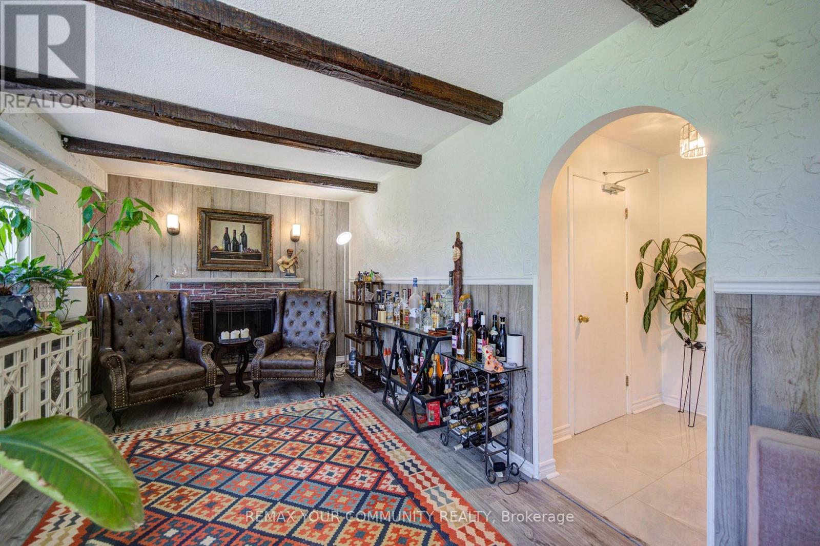 3205 Martins Pine Court, Mississauga, ON photo 8