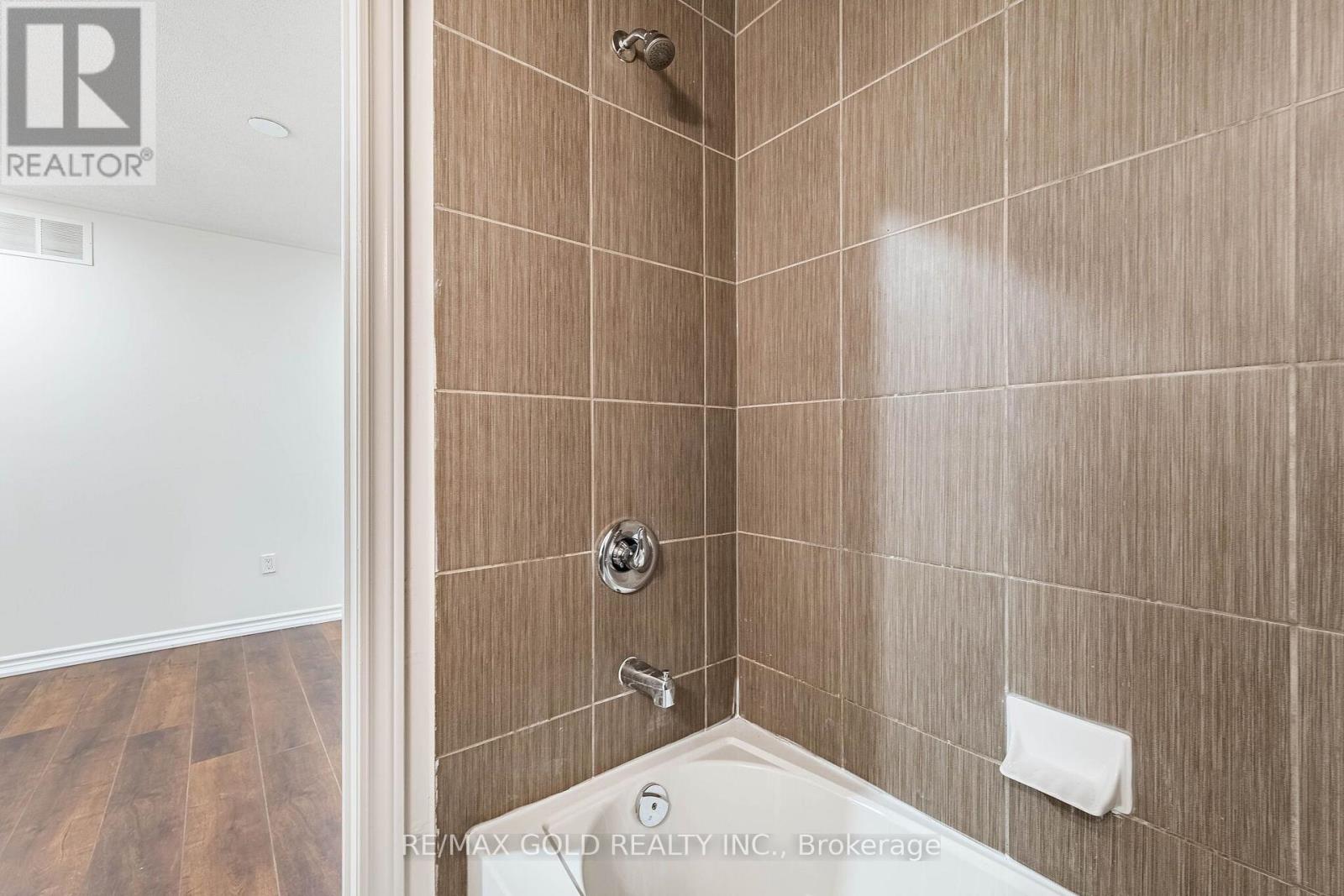 17 Lola Crescent, Brampton, ON photo 29