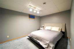 39 Kinsley Crescent, Winnipeg, MB R2C4K1 Photo 16