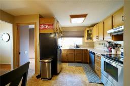 Den - 39 Kinsley Crescent, Winnipeg, MB R2C4K1 Photo 7