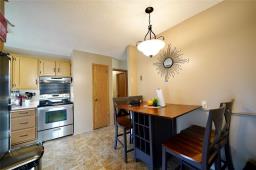 Sunroom - 39 Kinsley Crescent, Winnipeg, MB R2C4K1 Photo 9