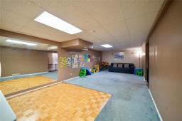 39 Kinsley Crescent, Winnipeg, MB R2C4K1 Photo 17