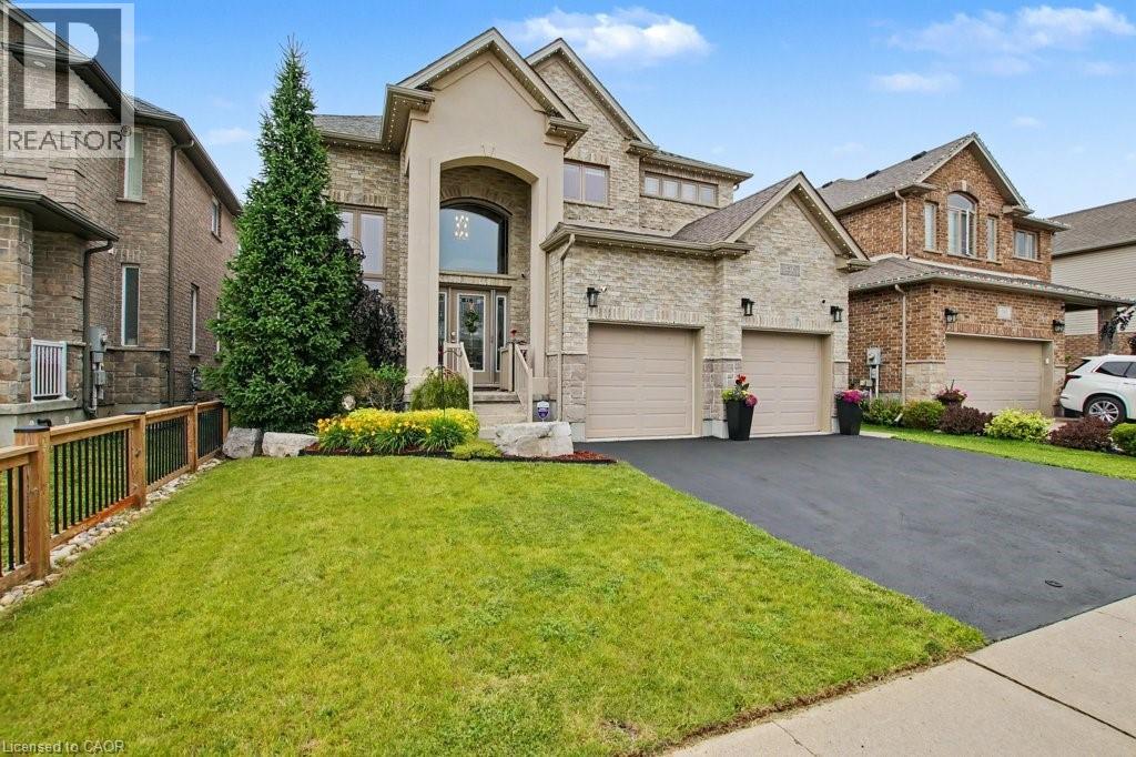 157 GREEN GATE Boulevard — photo 3