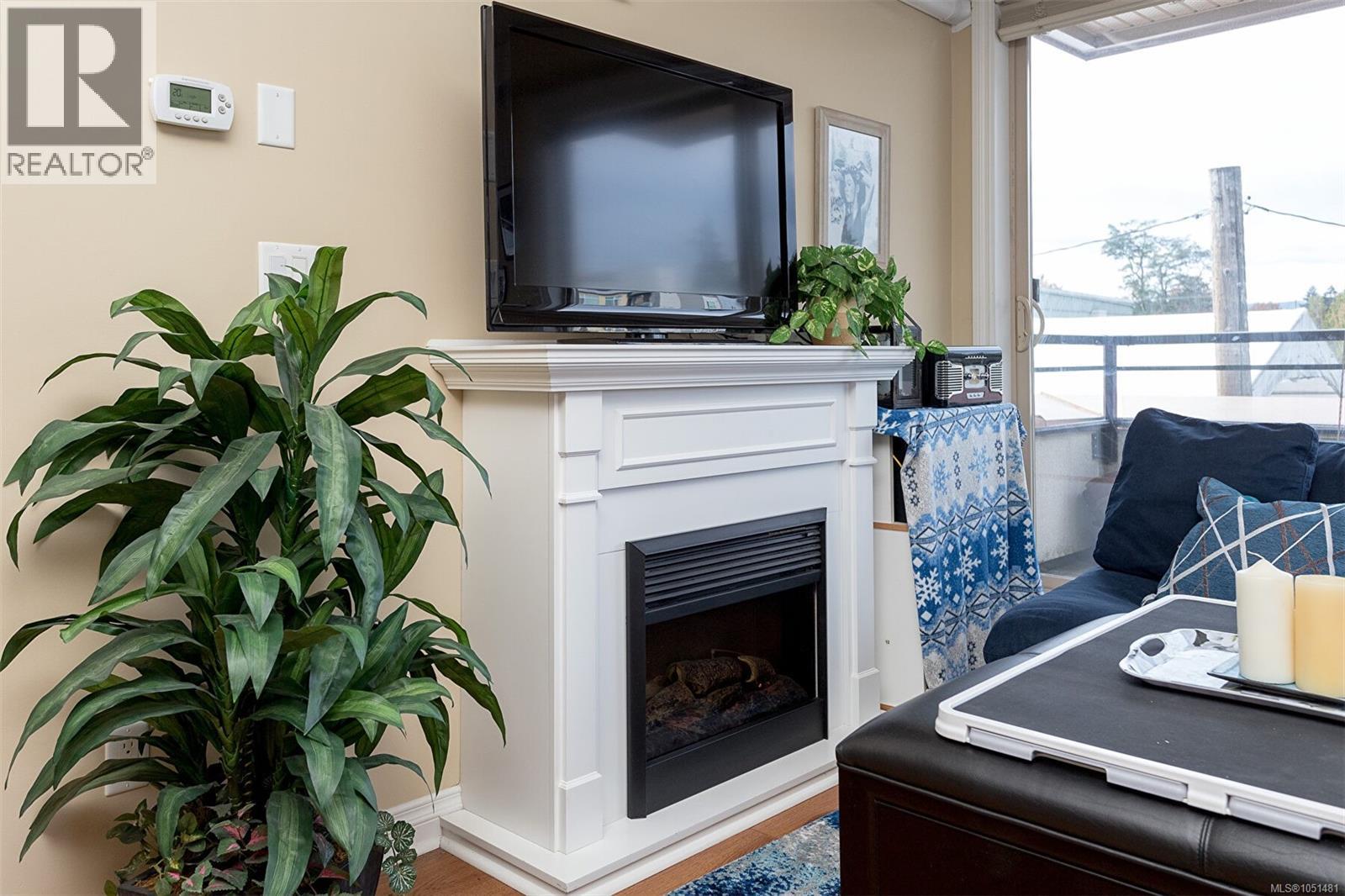 204 866 Goldstream Ave, Langford