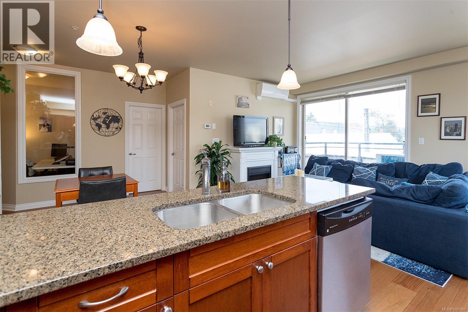 204 866 Goldstream Ave, Langford
