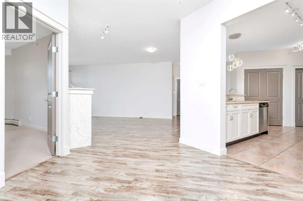 #420 100 Lakeway Boulevard - Image 8