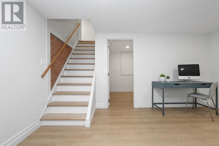 35 Hugill ST - Image 33