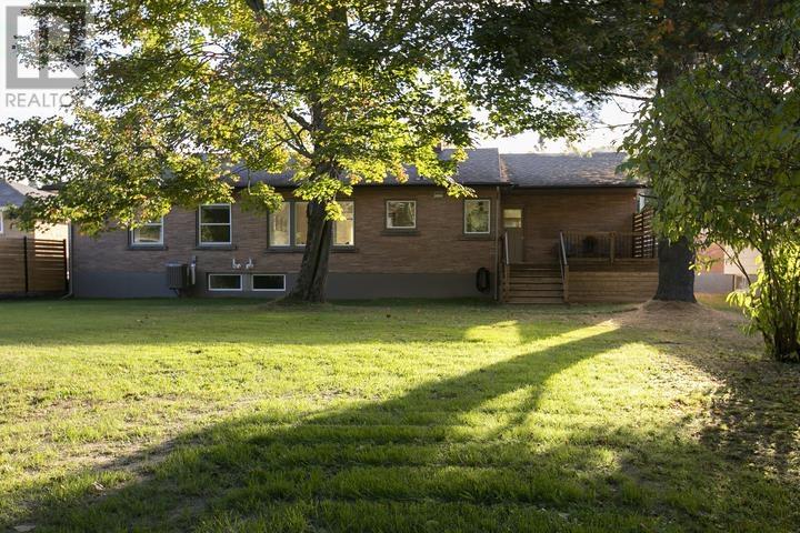 35 Hugill ST - Image 47